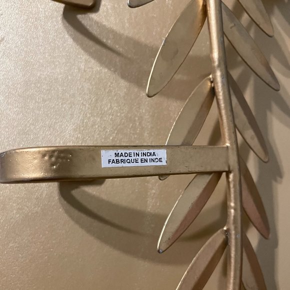 Urban Outfitters Gold Leaf Jewelry Hooks - Picture 3 of 5